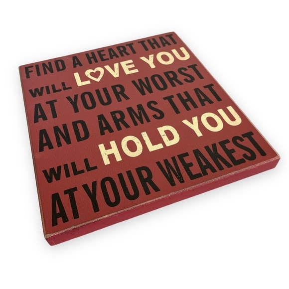 Wood Art Sign Red Black Find A Heart That Will Love You Home Decor Country Chic - Picture 2 of 3